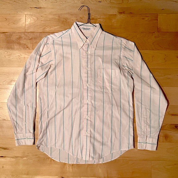 Vintage Men’s Button Down Shirt - Picture 2 of 9
